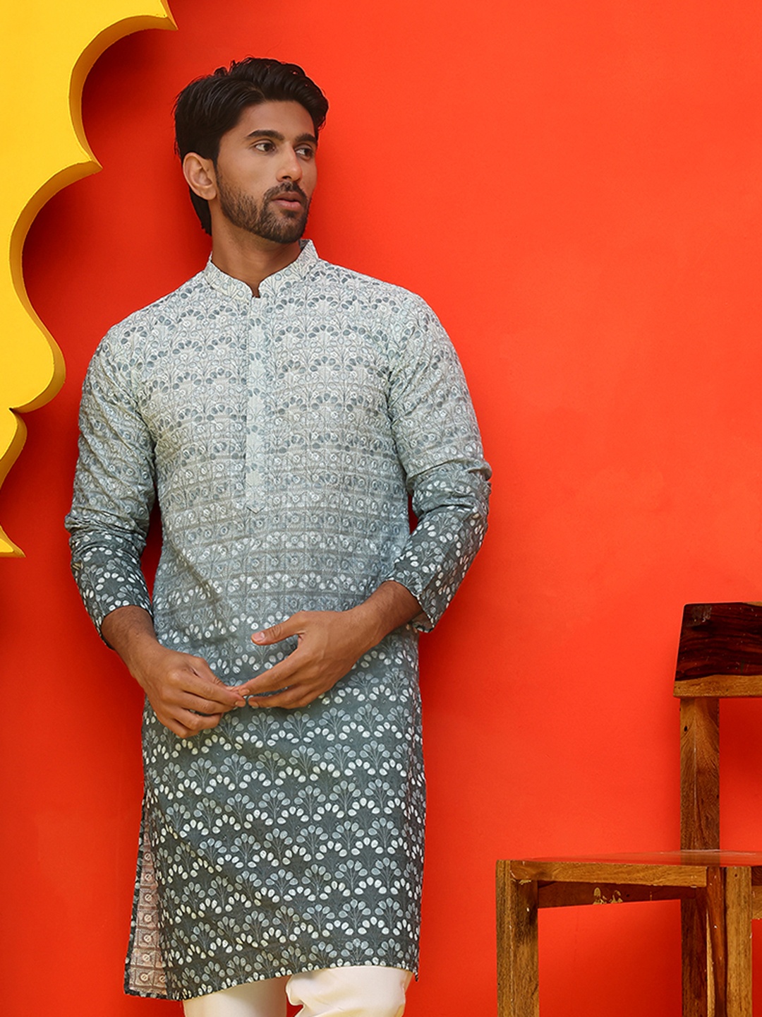 

Jompers Floral Printed Mandarin Collar Long Sleeves Chikankari Straight Kurta, Blue