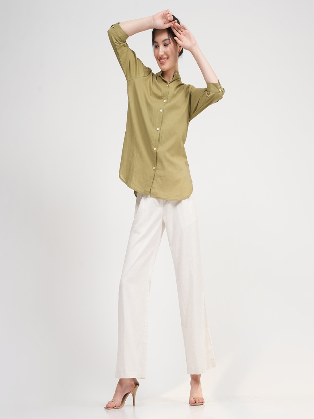 

Saltpetre Band Collar Roll-Up Sleeves Organic Cotton Shirt With Trousers, Green