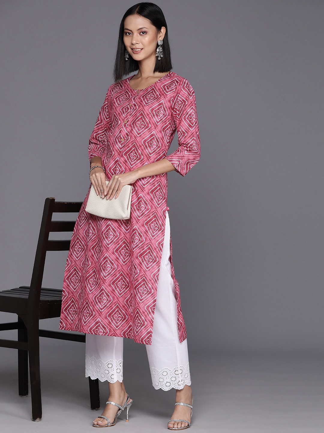 

KSUT Bandhani Printed Round Neck Three-Quarter Sleeves Pure Cotton Straight Kurta, Pink