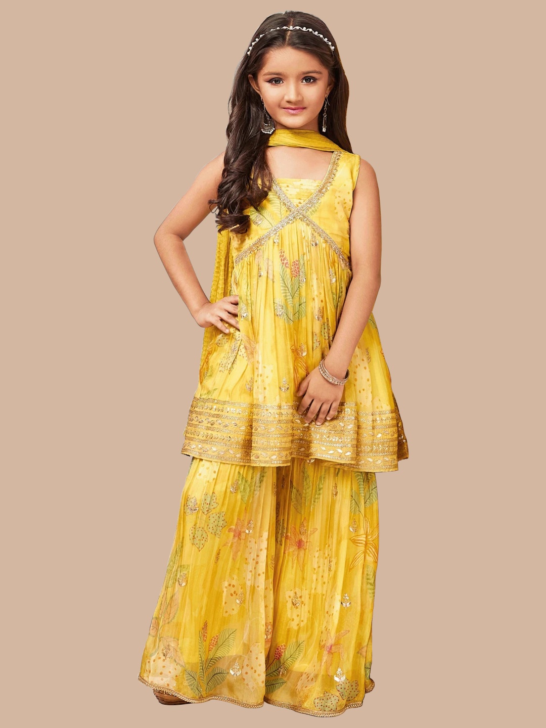 

Wommaniya Impex Girls Floral Printed Empire Sequinned Kurta with Sharara & With Dupatta, Yellow