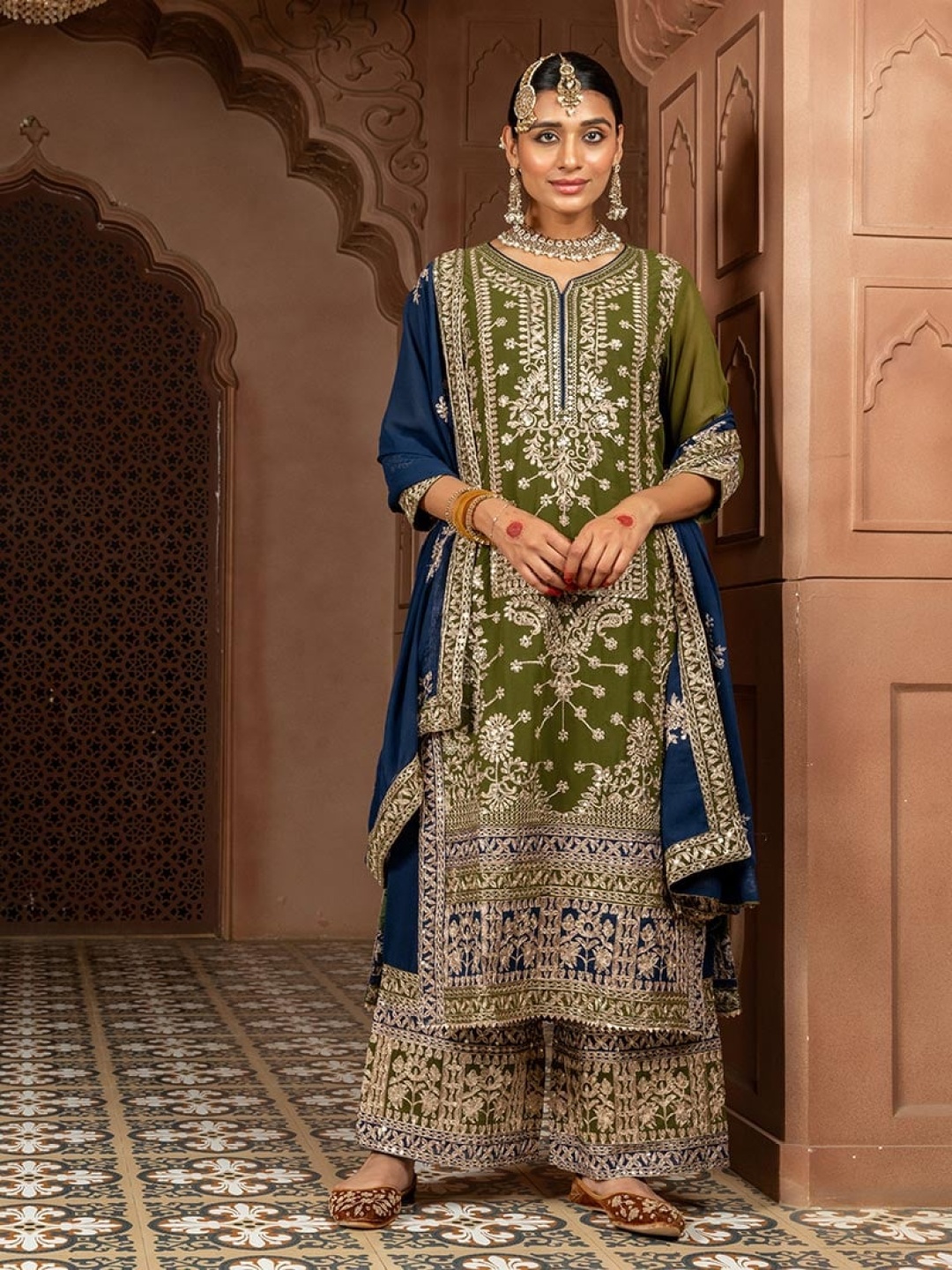 

KALINI Women Floral Embroidered Regular Sequinned Kurta with Palazzos & With Dupatta, Olive