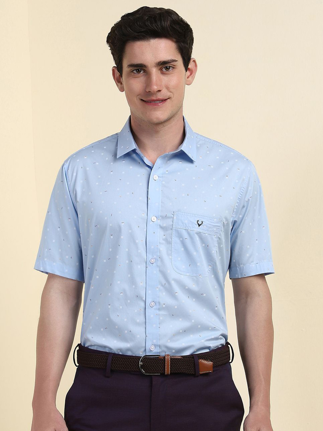 

Allen Solly Men Slim Fit Floral Opaque Printed Formal Shirt, Blue