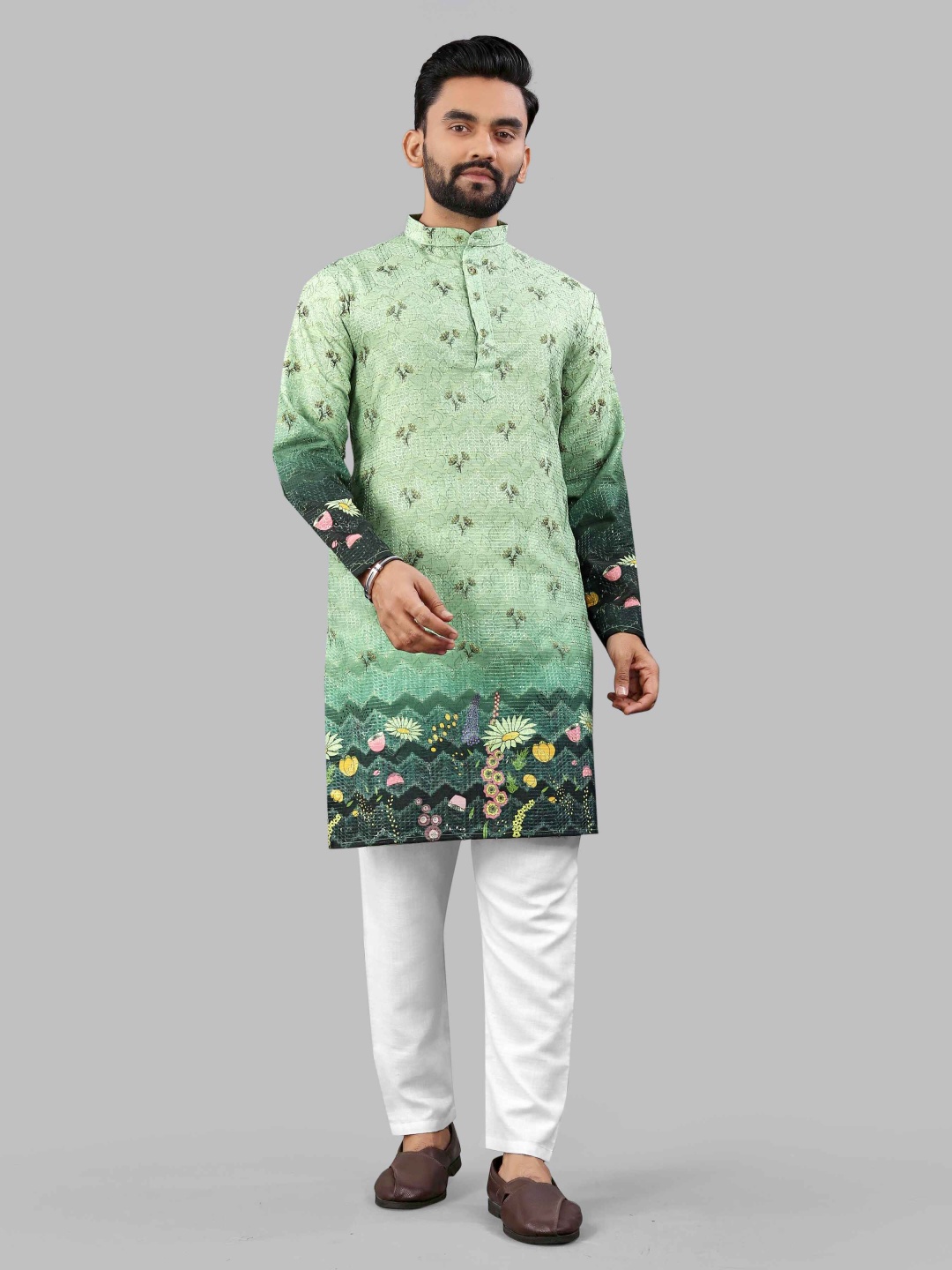 

LADY BERRY Floral Printed Band Collar Sequinned Straight Kurta, Green