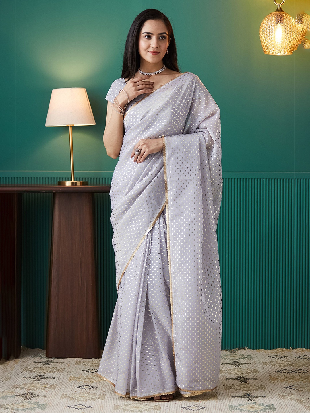 

RACHNA Ethnic Motifs Embroidered Organza Saree, Purple