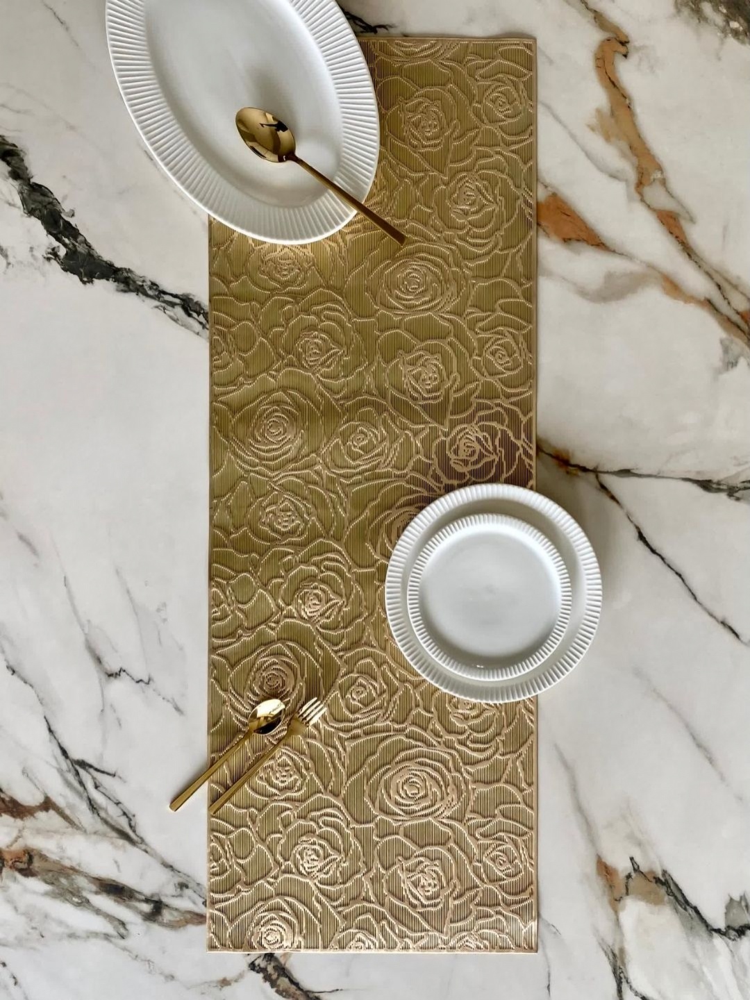 

Mason Home Gold-Toned Rosette Textured Rectangular Table Runner