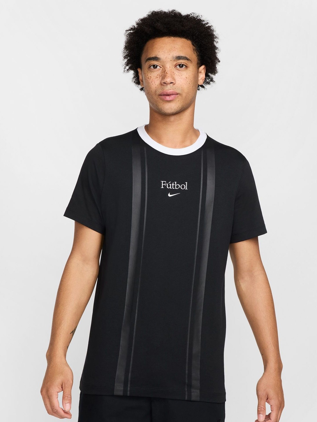 

Nike Men's Football T-Shirt, Black