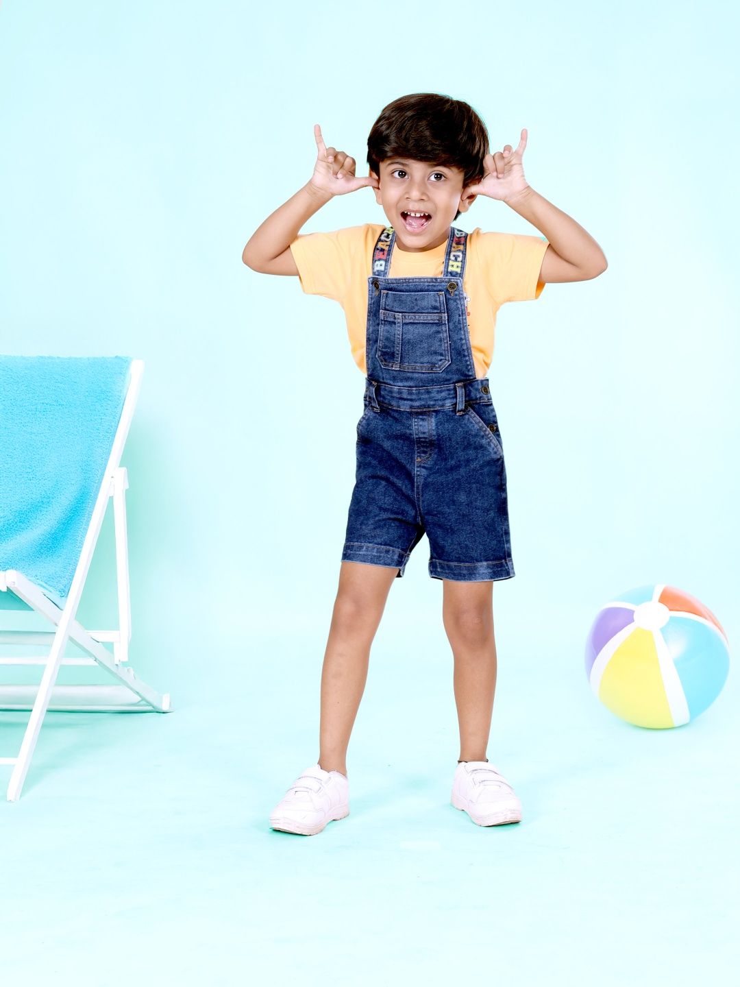 

KiddoPanti Boys Typography Printed Round Neck Pure Cotton T-shirt And Denim Dungarees, Orange