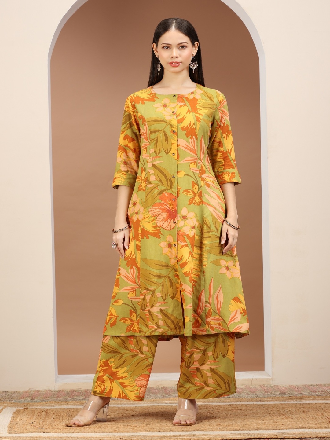 

COTTON CULTURE Women Floral Printed Regular Pure Cotton Kurta with Palazzos, Green