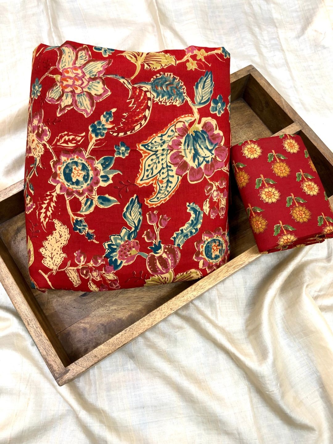 

PALASH Floral Printed Block Print Technique Pure Cotton Unstitched Dress Material, Red