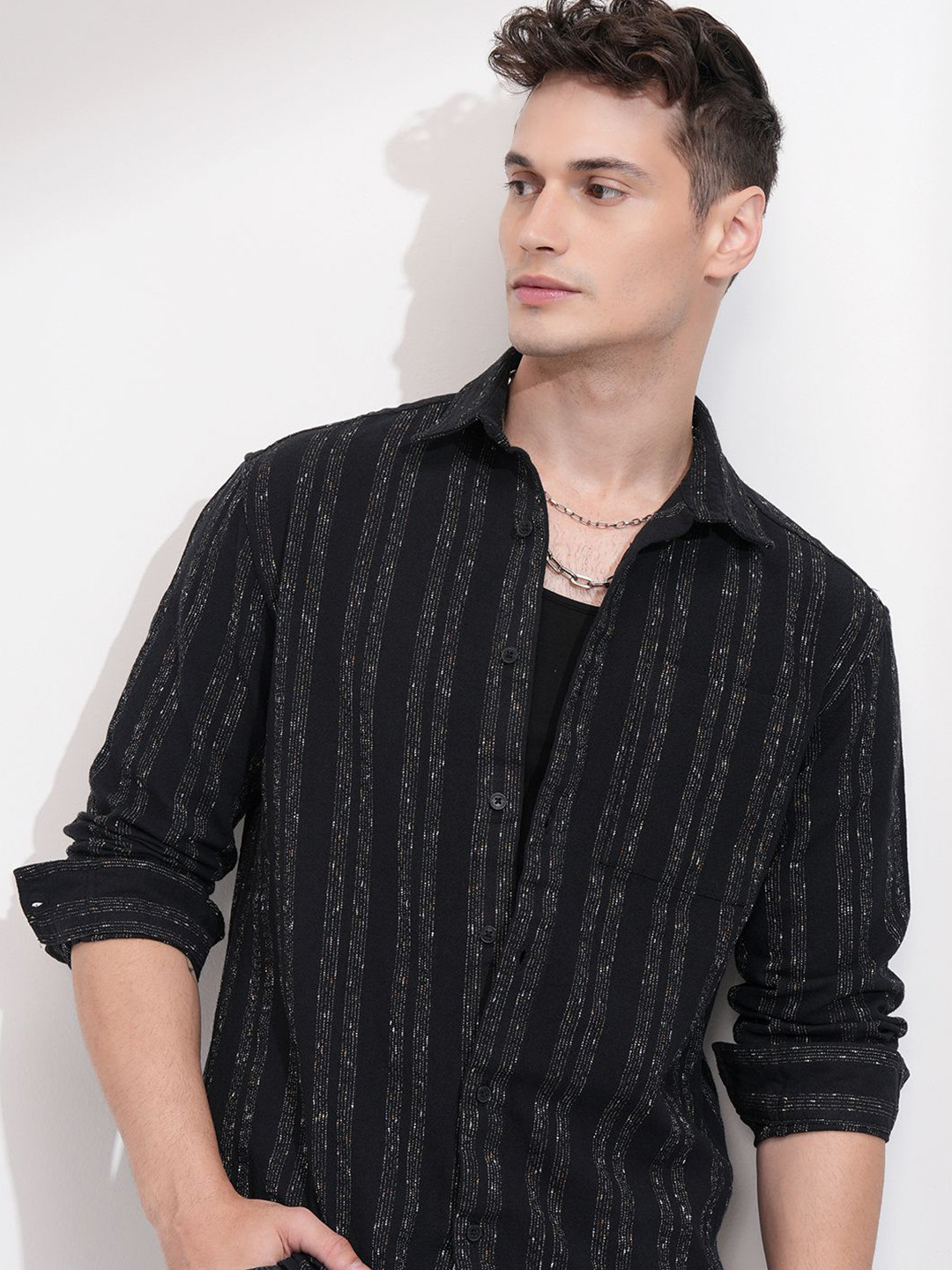 

HIGHLANDER Men Opaque Striped Casual Shirt, Black