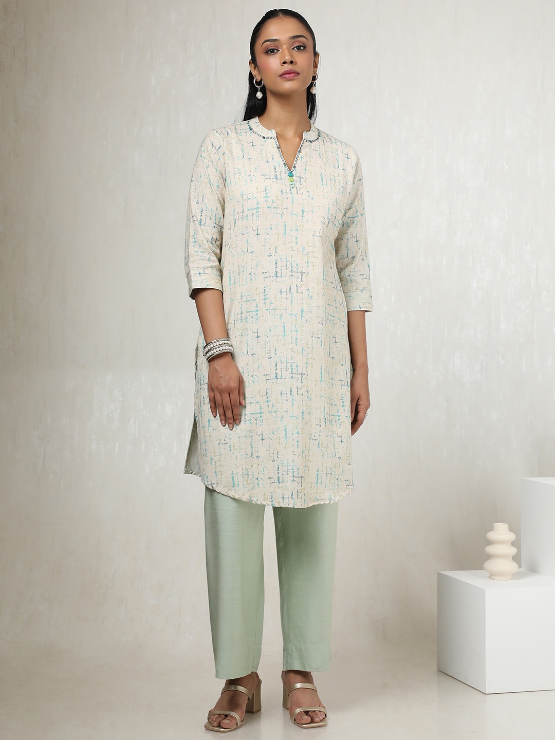 

Soch Abstract Printed Mandarin Collar Beads & Stones Straight Kurta, Beige