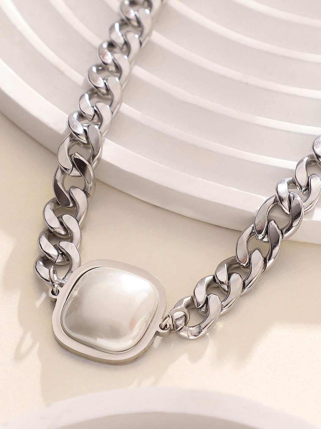 

French Accent Men Silver-Plated Pearls Studded Minimal Chain