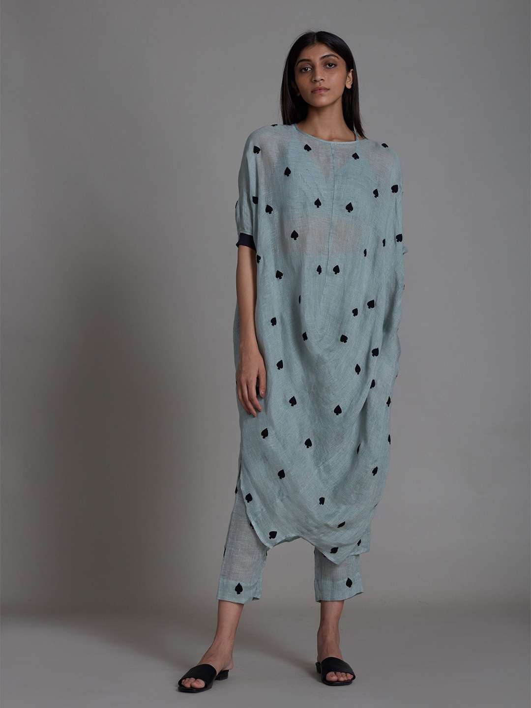 

MATI Floral Printed Linen Straight Kurta With Trousers & Dupatta, Blue