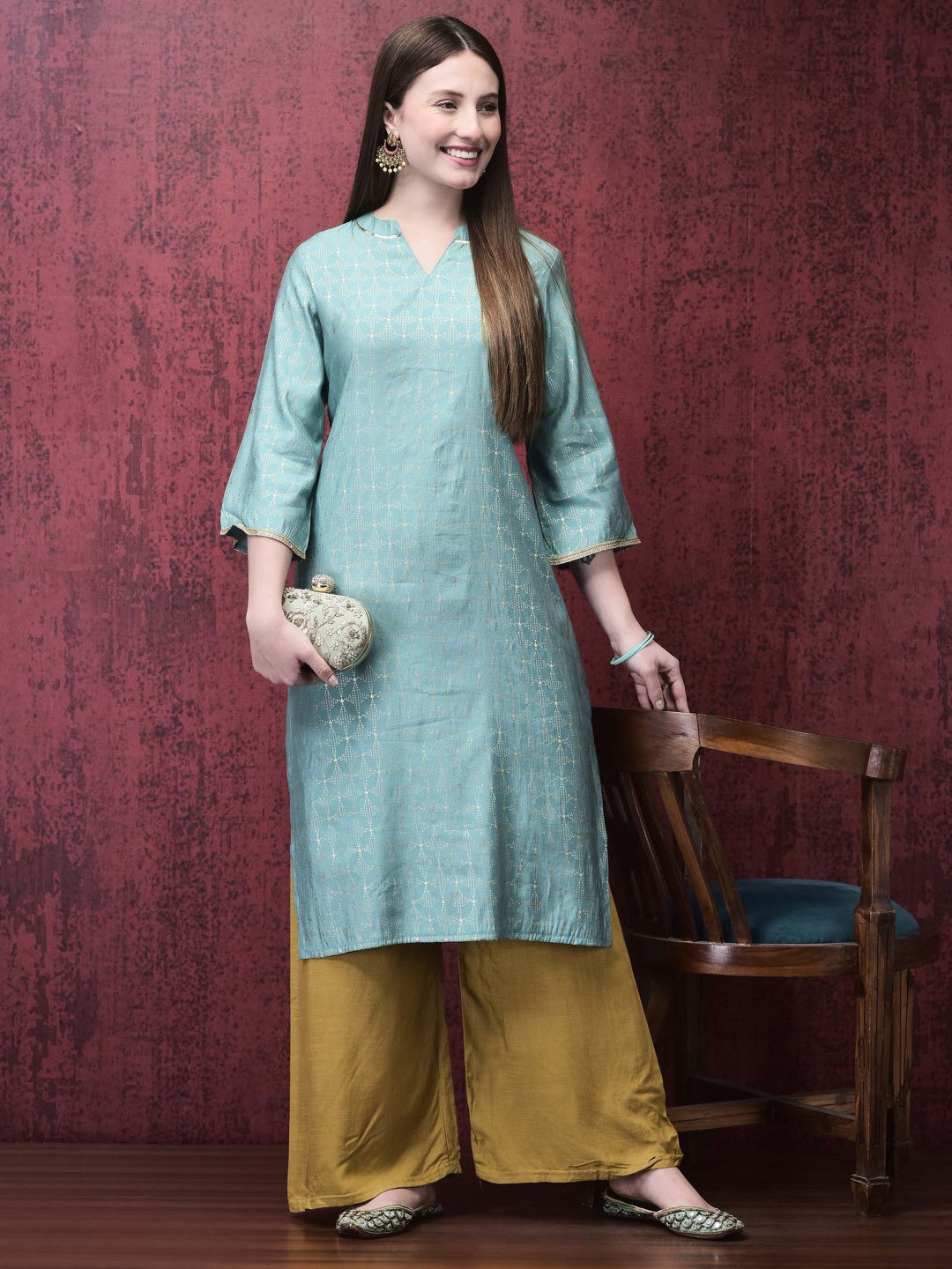 

Shree Geometric Printed Mandarin Collar Flared Sleeves Sequinned Liva Straight Kurta, Turquoise blue