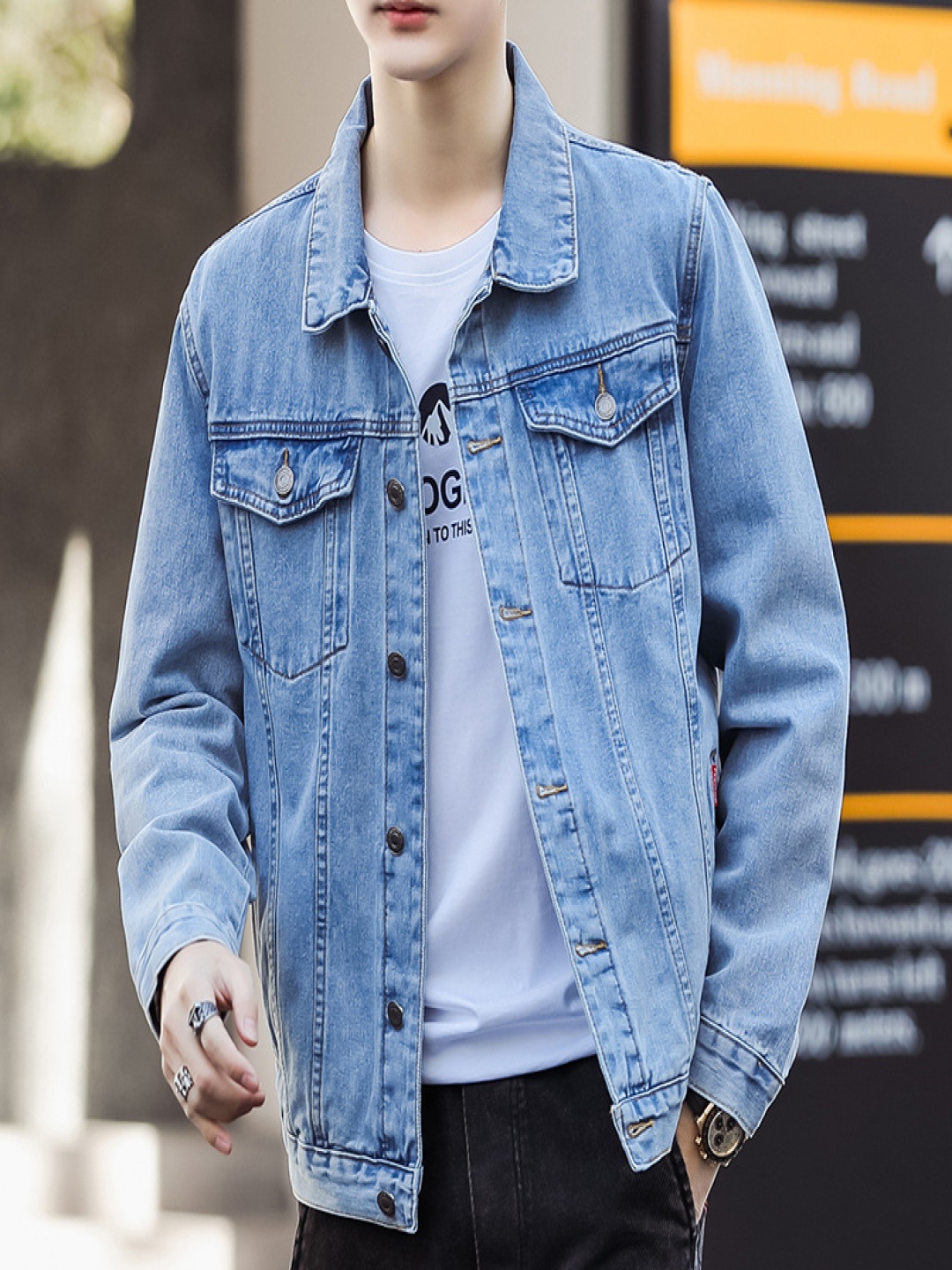 

StyleCast Men Denim Jacket with Embroidered, Blue