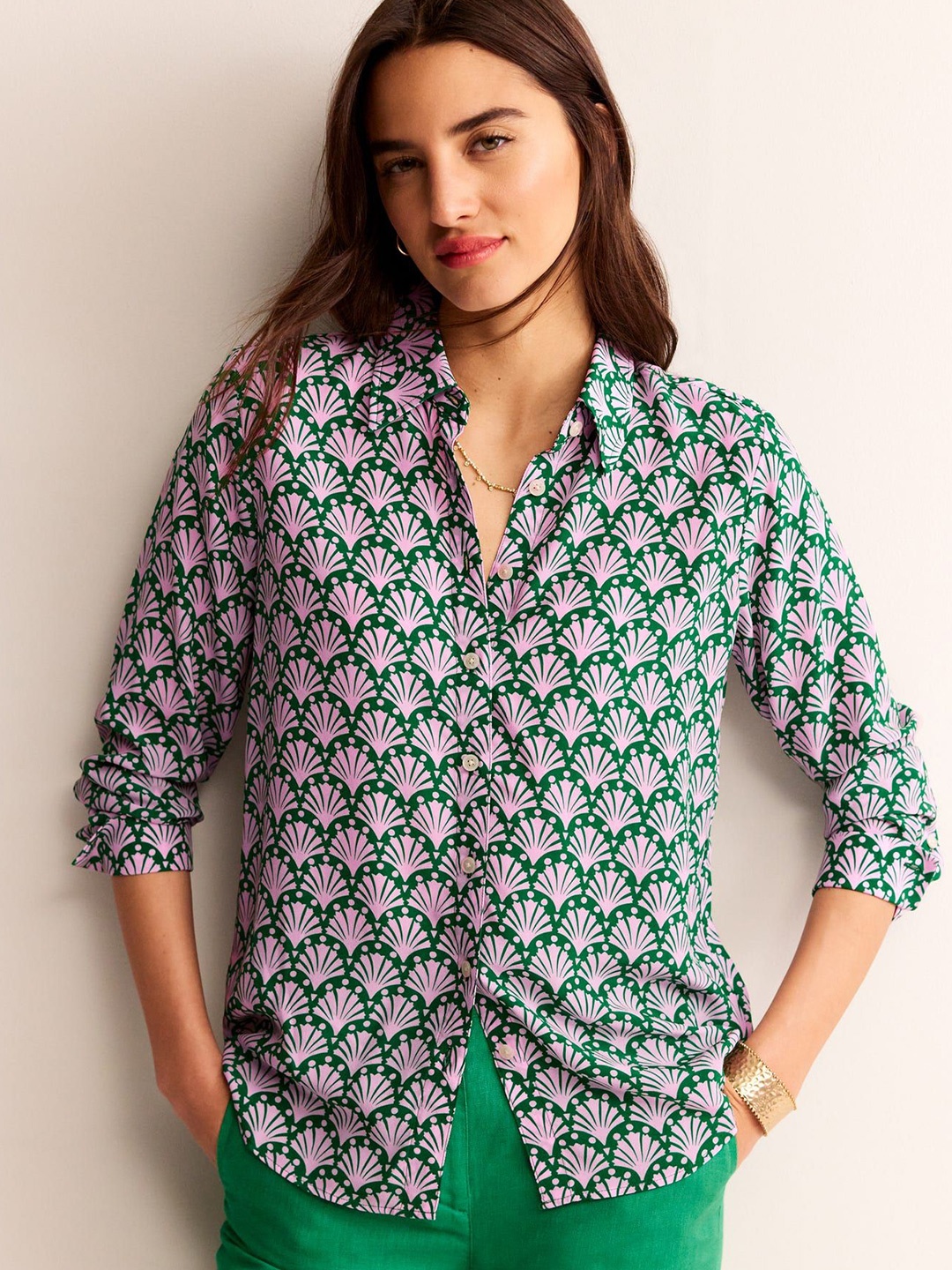 

Attire Empire Women Premium Floral Opaque Printed Casual Shirt, Green