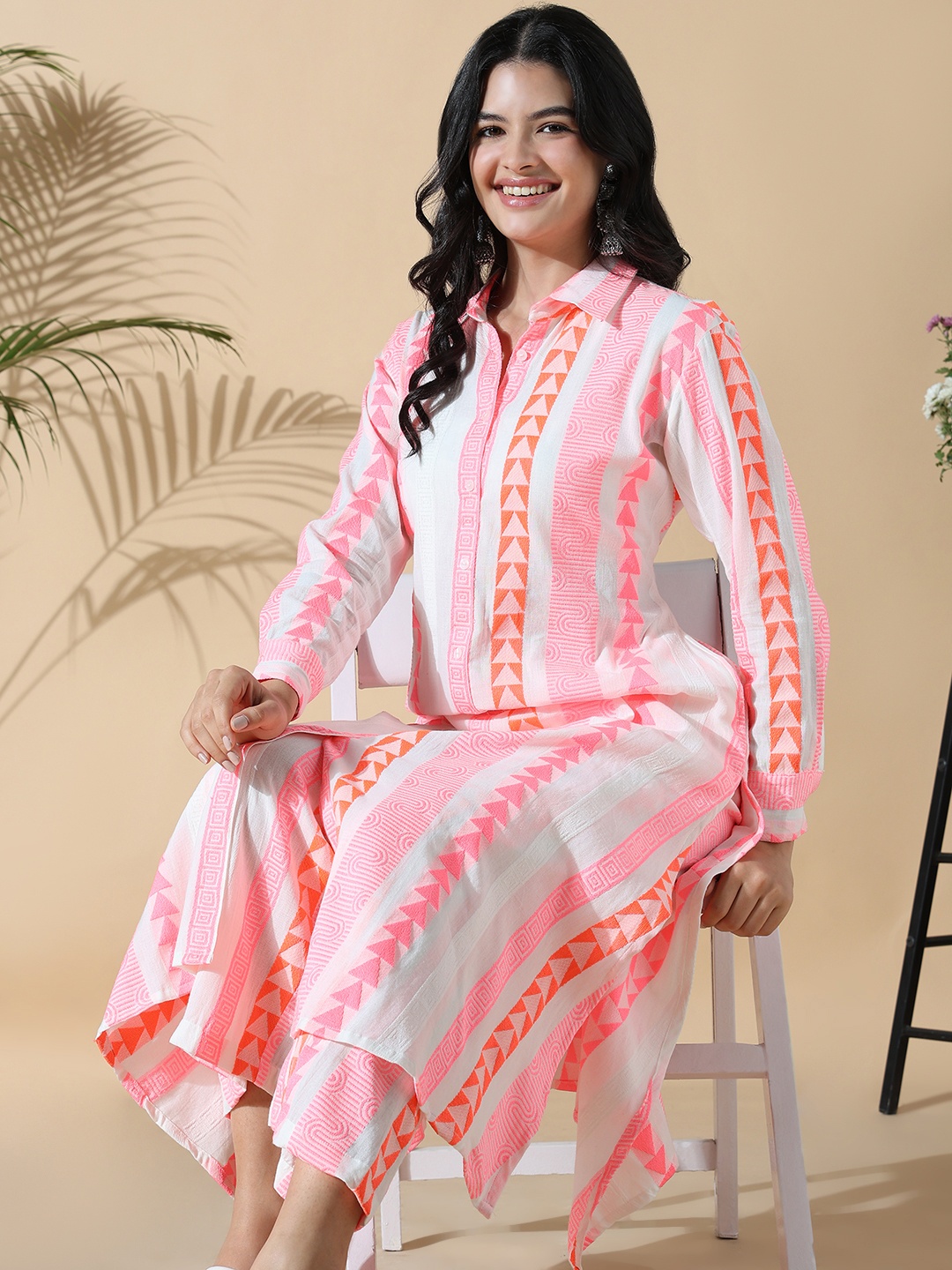 

SHOWOFF Women Panelled Kurta with Palazzos, Pink