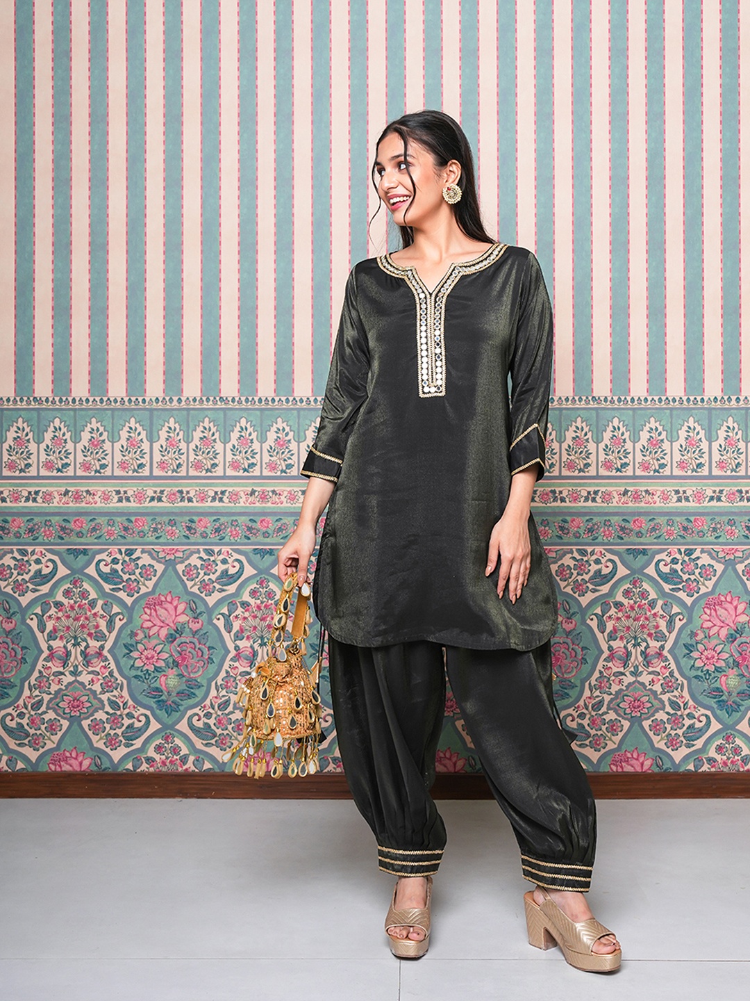 

Label Ishnya Women Floral Yoke Design Regular Kurta with Salwar, Black