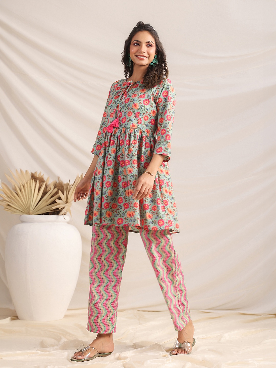 

KALINI Printed Tie-Up Neck Pure Cotton Tunic With Trouser, Green
