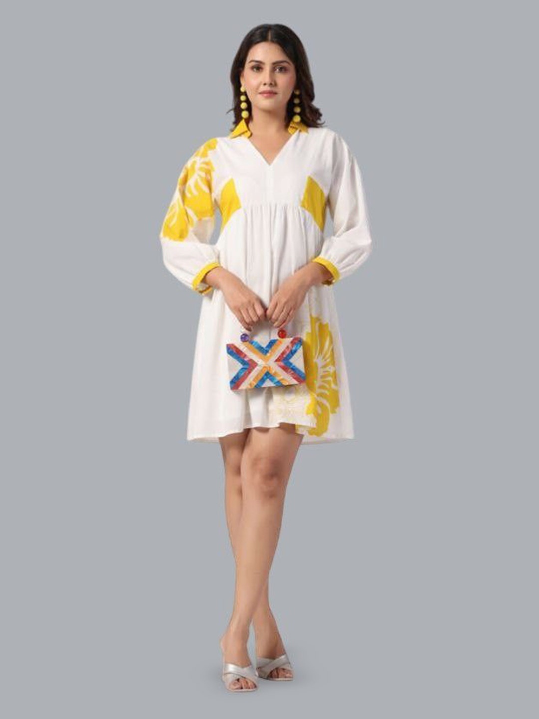 

Skinsi Bell Sleeve A-Line Dress, White