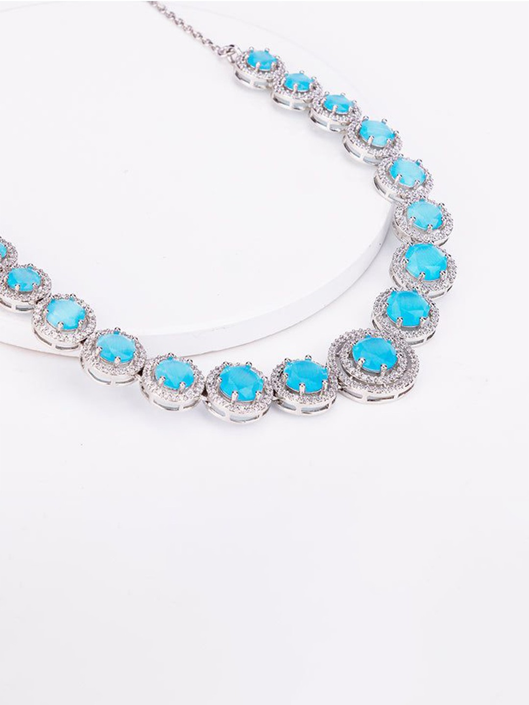 

GIVA Silver Rhodium-Plated Handcrafted Necklace