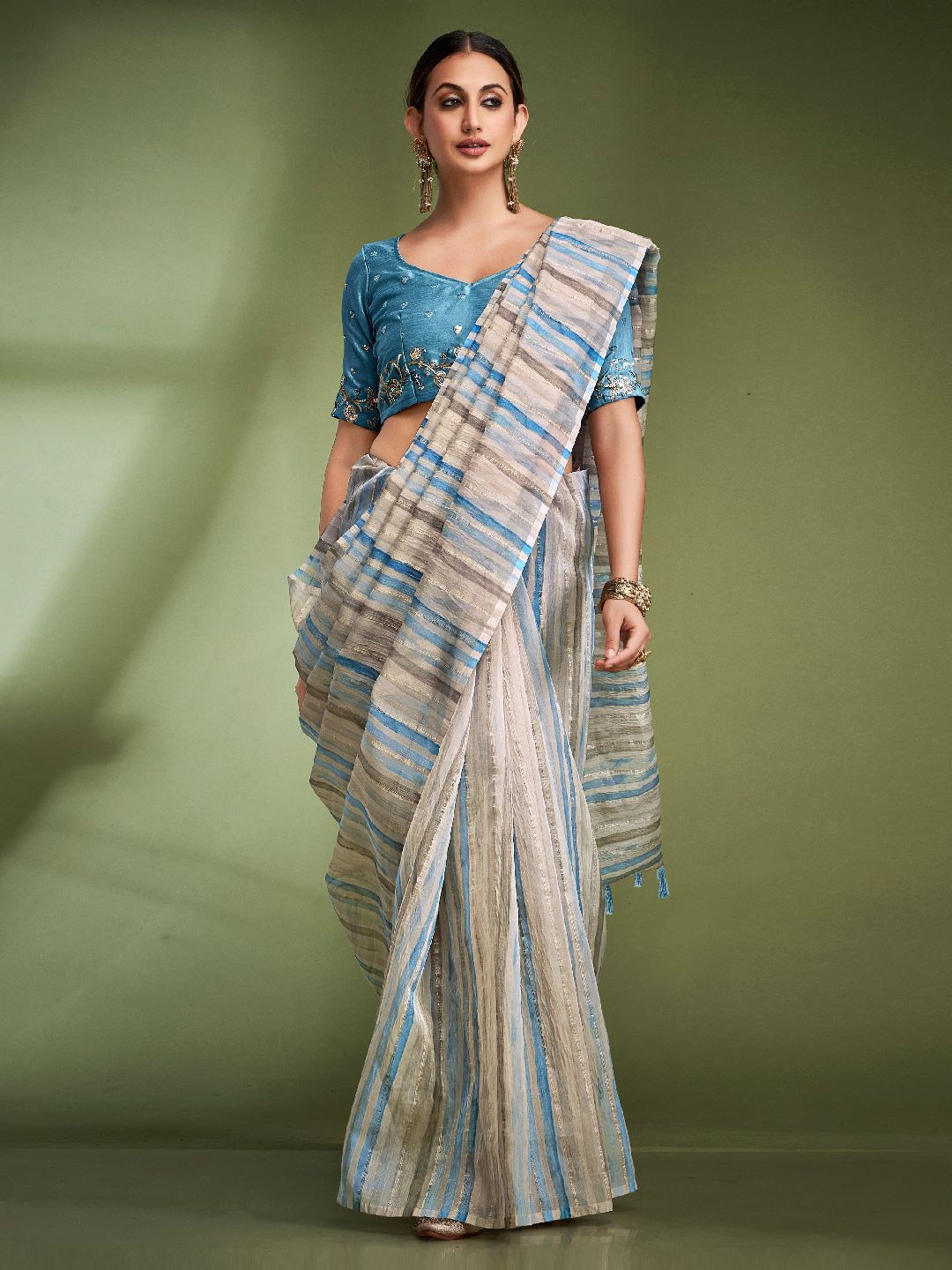 

DIVASTRI Striped Zari Tissue Designer Saree, Blue
