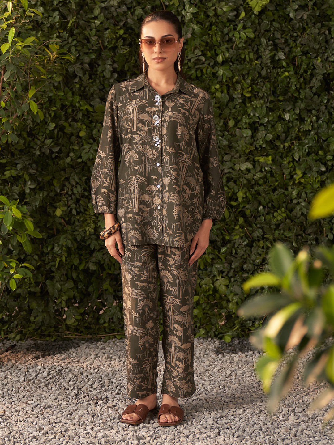 

Lakshita Printed Shirt With Trousers Co-Ords Set, Olive