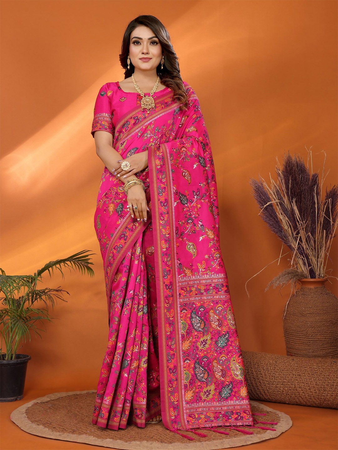 

Panzora Ethnic Motifs Zari Silk Blend Saree, Pink