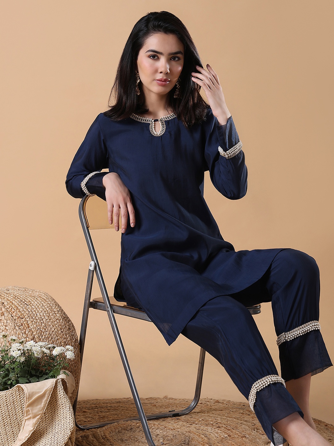 

SHOWOFF Women Embroidered Regular Kurta with Trousers, Navy blue