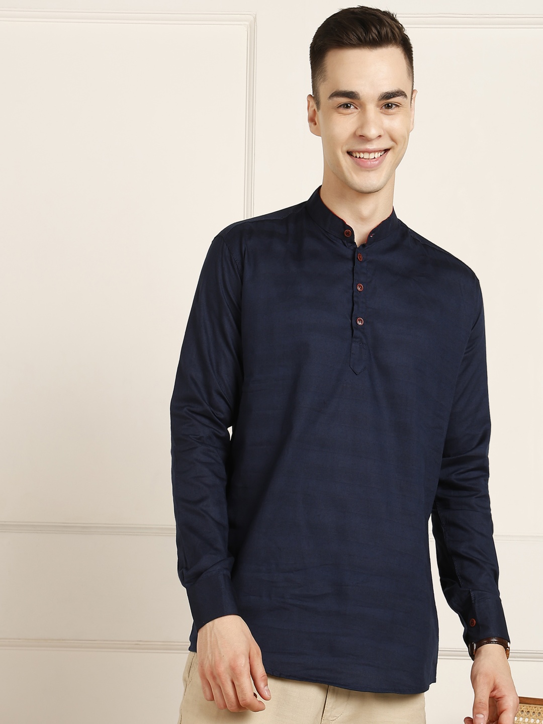 

PulseIQ Striped Band Collar Roll-Up Sleeves Short Kurta, Blue