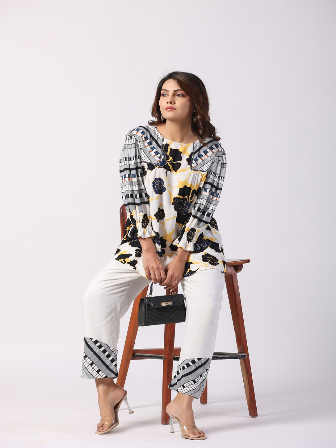 

STIL O STITCH Printed Round Neck Tunic With Trousers, White