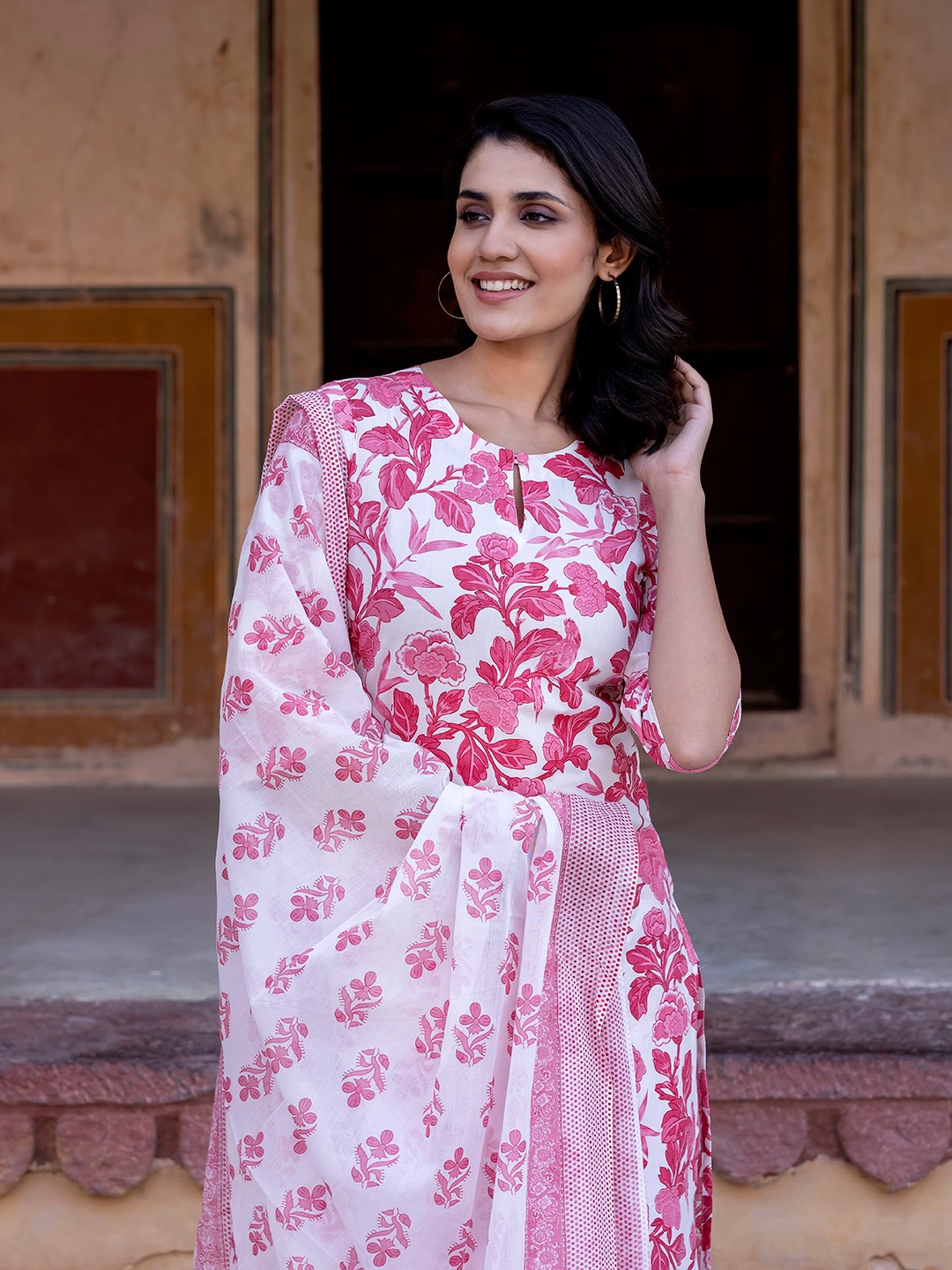 

KALINI Women Floral Printed Regular Pure Cotton Kurta with Trousers & With Dupatta, Pink