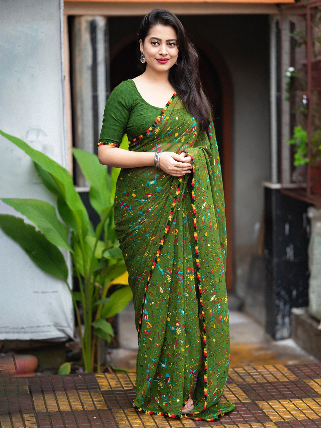 

Rangtulika Ethnics Floral Designer Saree, Green