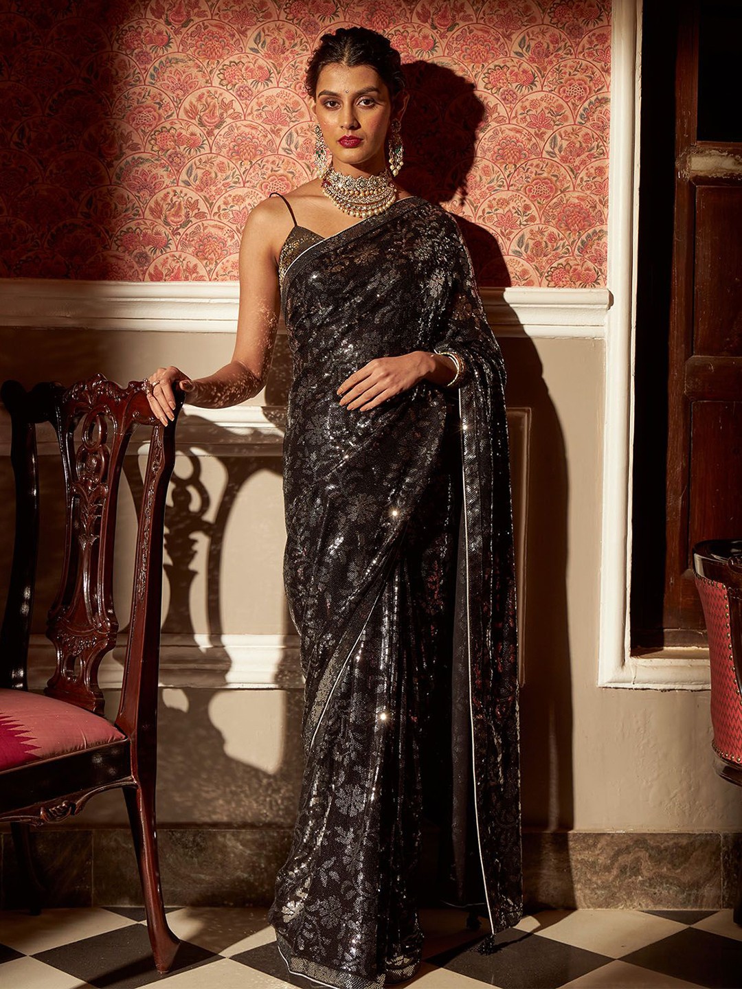 

Sabaahat Embellished Sequinned Pure Georgette Saree, Black