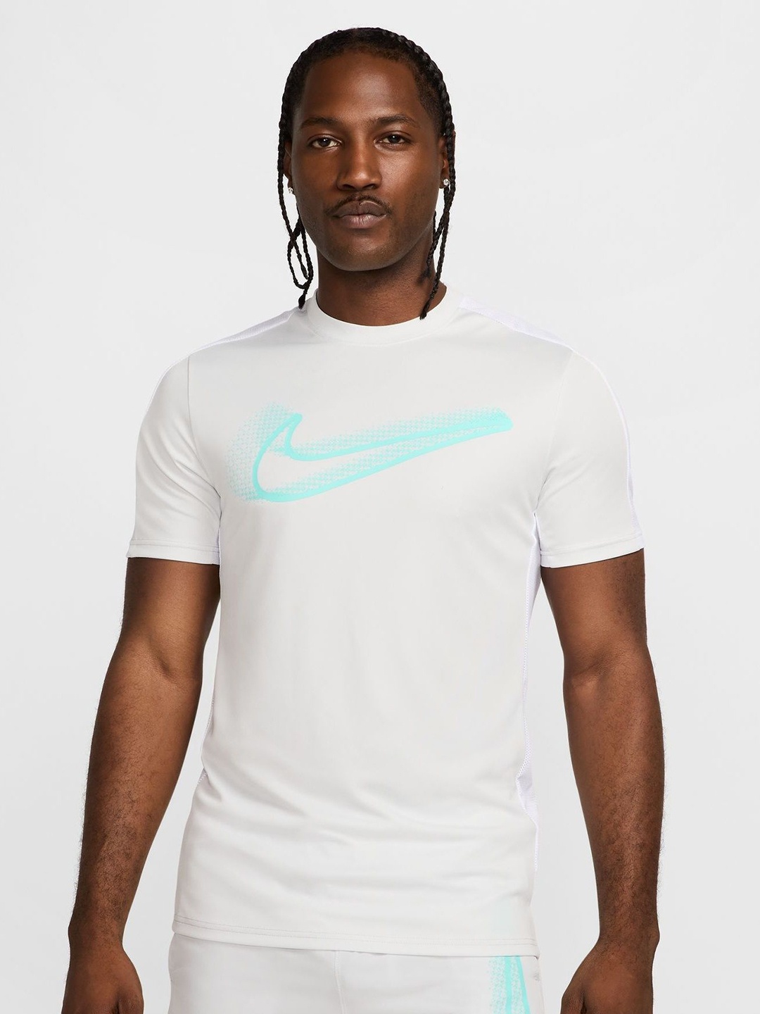 

Nike Academy Men's Dri-FIT Short-Sleeve Football Top, Grey