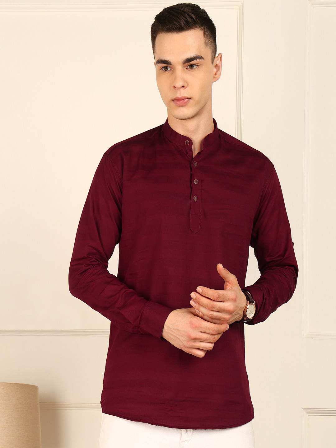 

PulseIQ Striped Band Collar Straight Short Kurta, Maroon