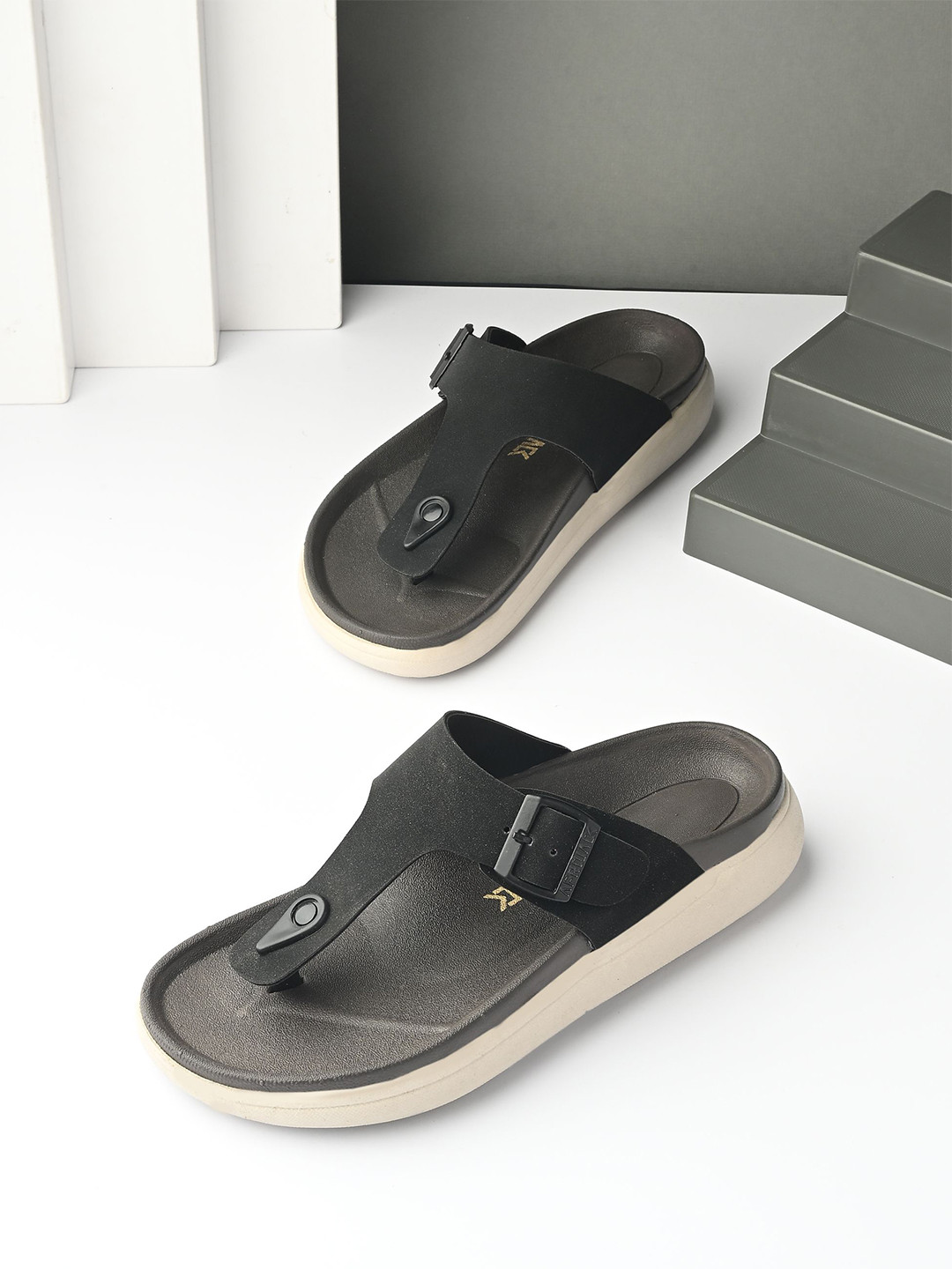 

AfroJack Men Comfort Sandals, Black