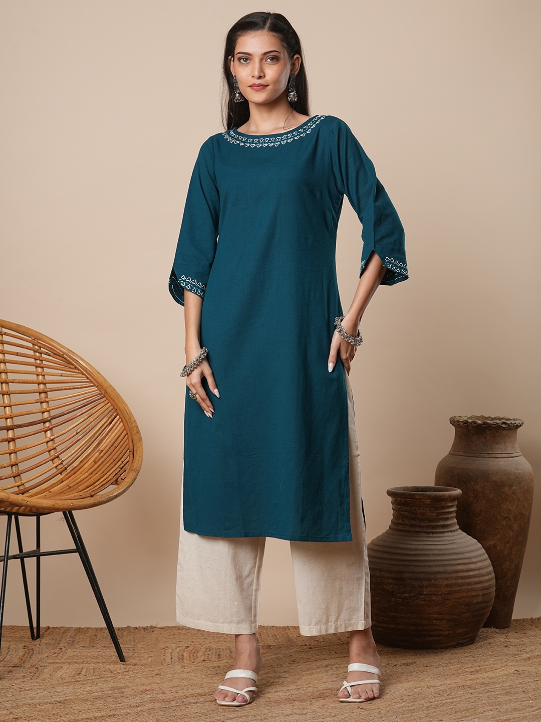 

FASHOR Women Embroidered Regular Thread Work Pure Cotton Kurta with Palazzos, Teal