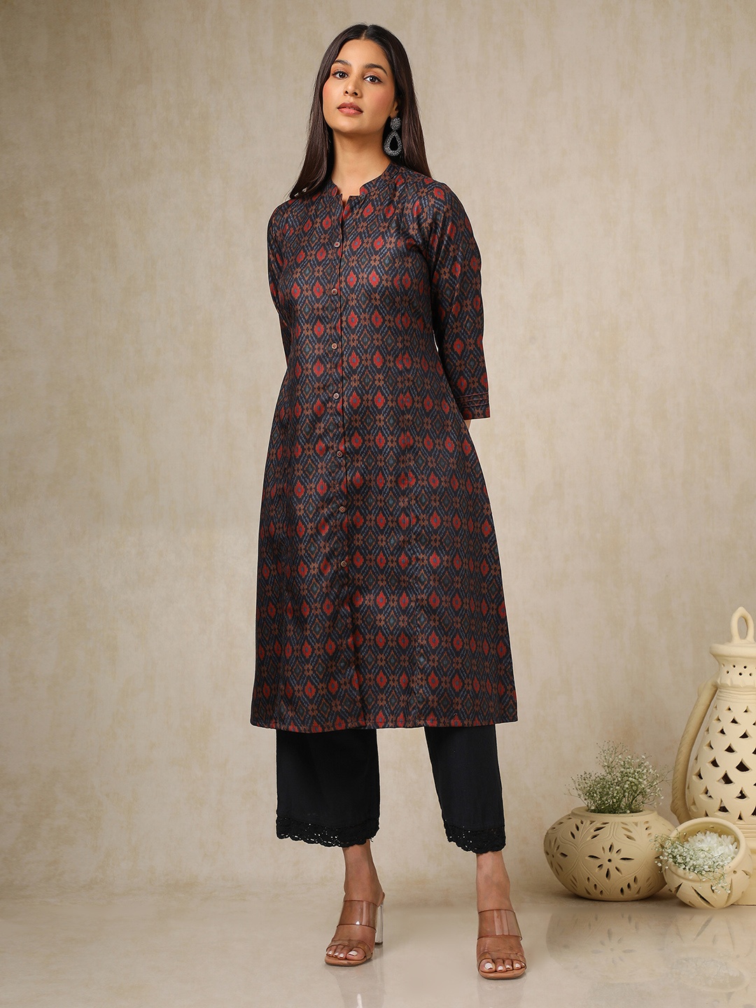 

Soch Ethnic Motifs Printed Mandarin Collar Linen A-Line Kurta, Navy blue