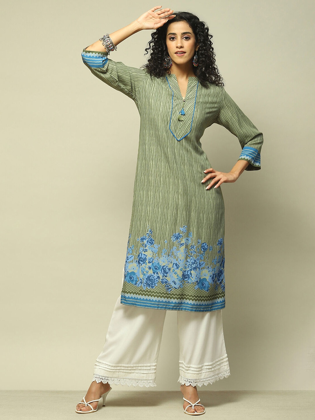

Rangriti Striped Printed Mandarin Collar Straight Kurta, Green