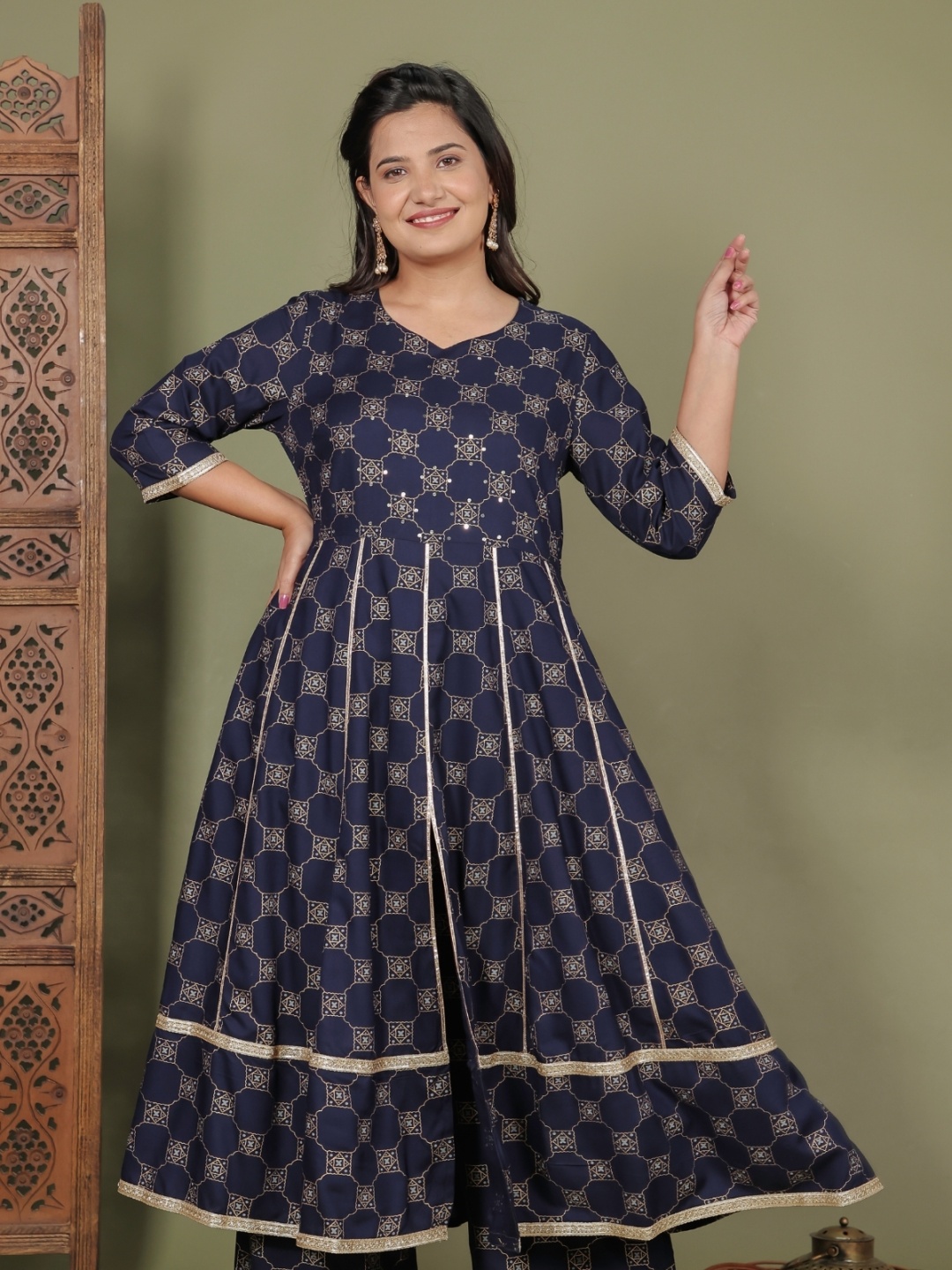 

Aramya Geometric Printed Sequinned Cotton Anarkali Kurta, Blue