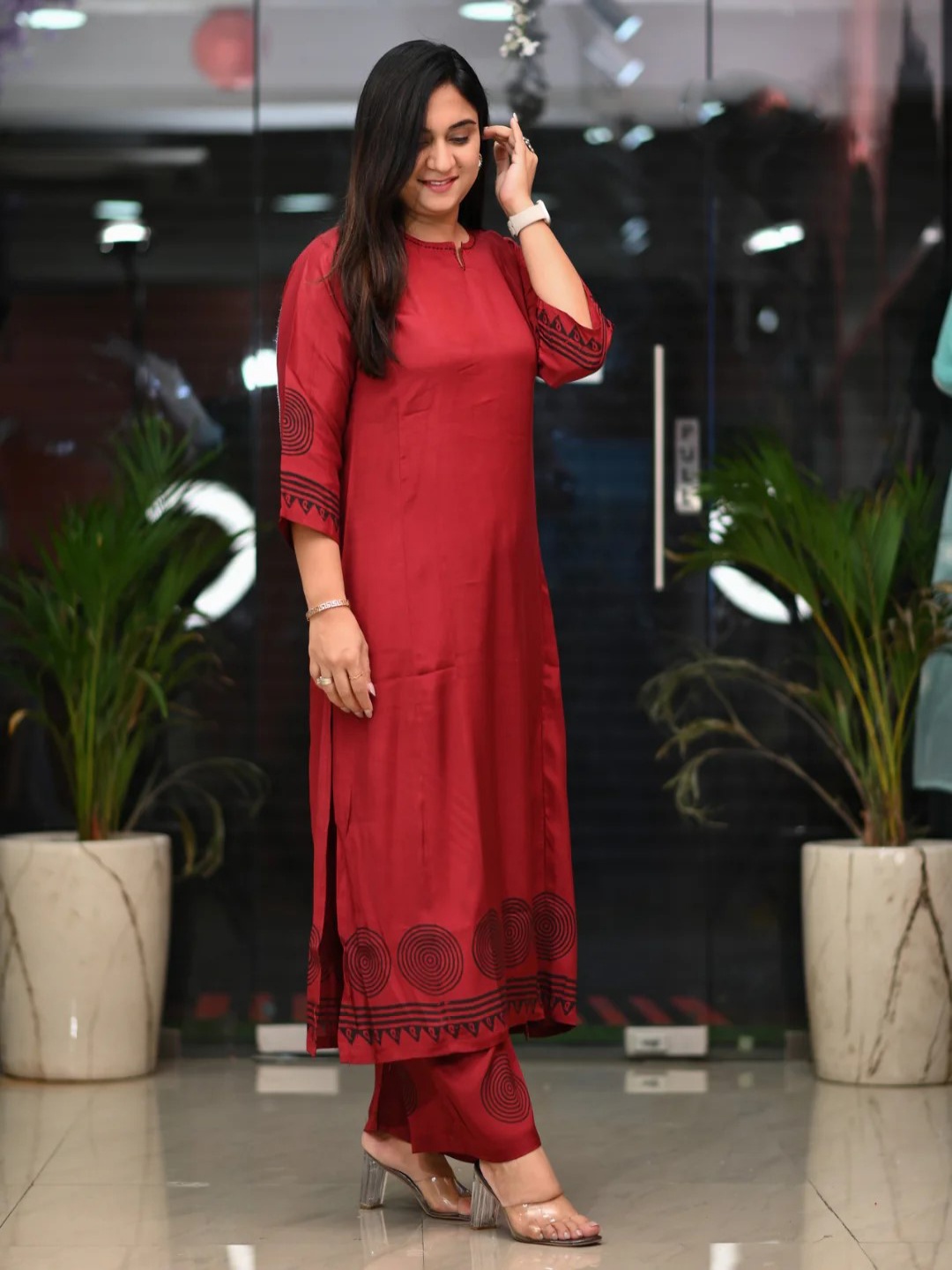 

Anni Designer Women Printed Regular Kurta with Palazzos, Red