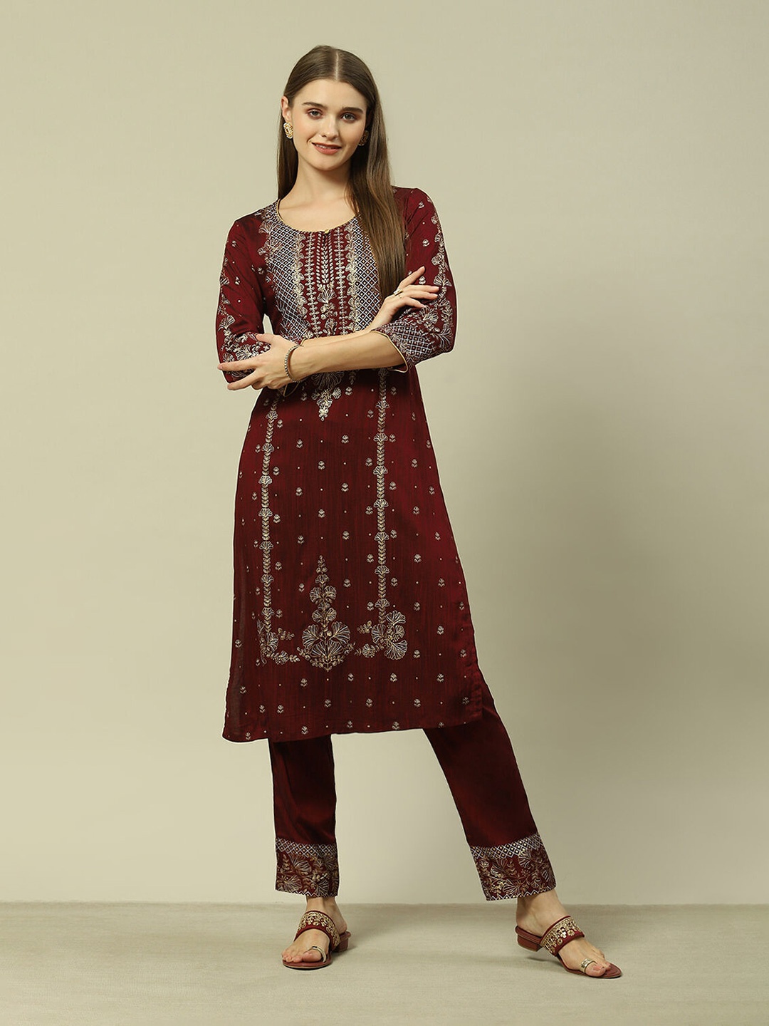 

Rangriti Women Embroidered Regular Kurta with Palazzos, Maroon