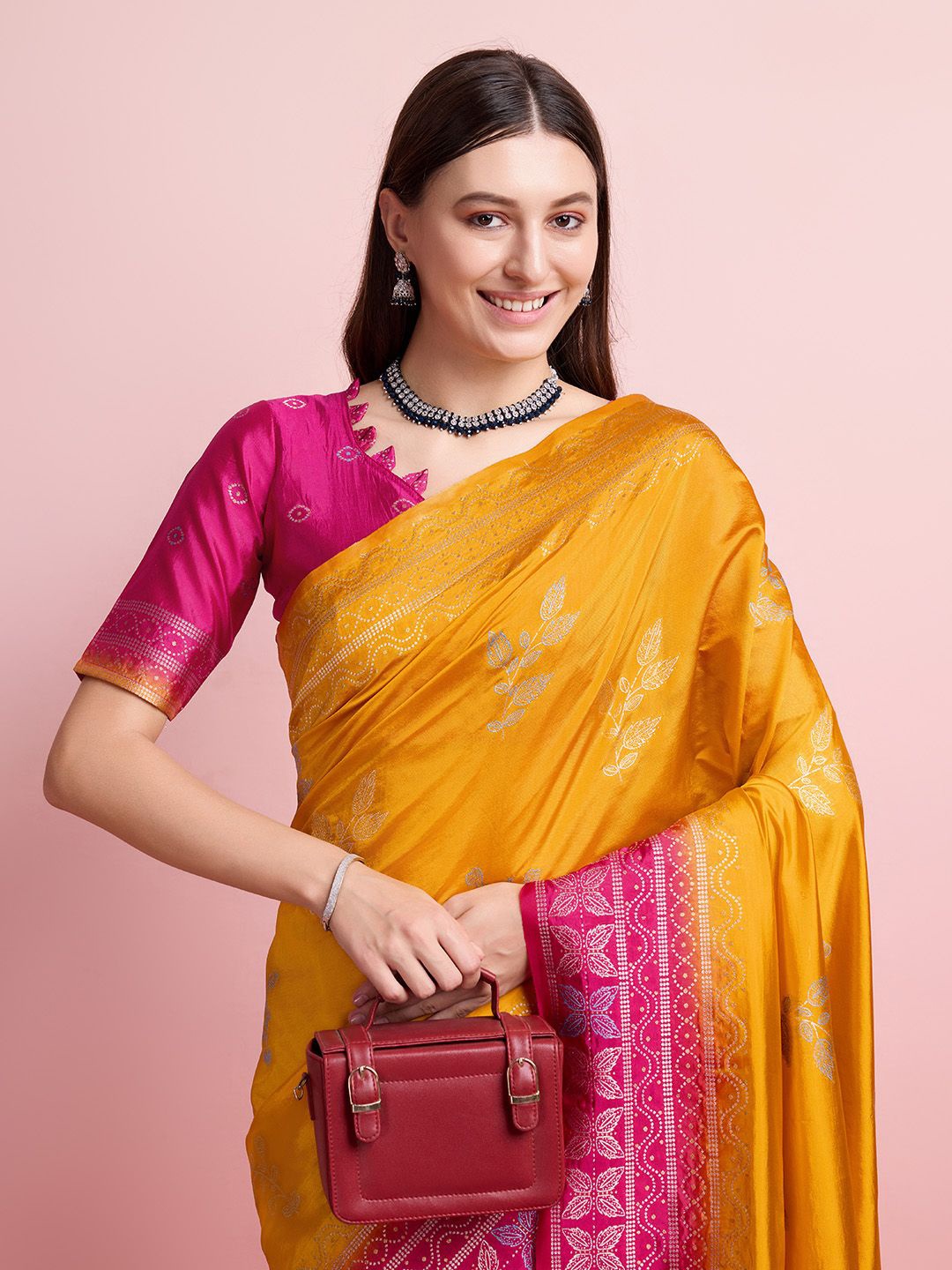 

DIVASTRI Ethnic Motifs Zari Pure Silk Banarasi Saree, Yellow