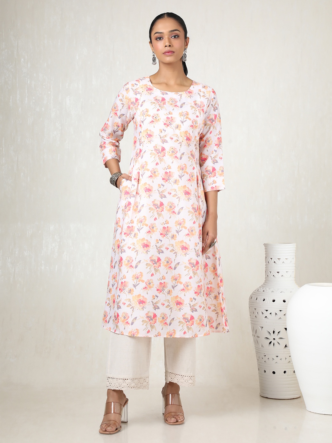 

Soch Floral Printed Round Neck Linen A-Line Kurta, Beige