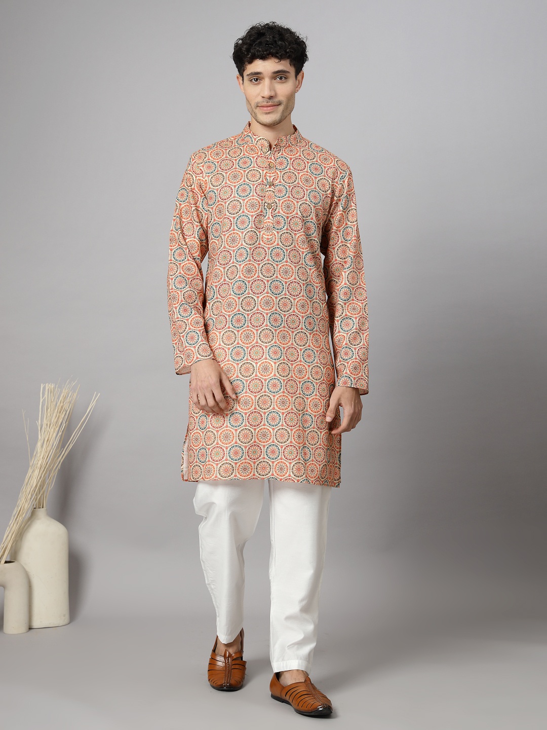 

Vastraa Fusion Ethnic Motifs Printed Cotton Mandarin Collar Straight Kurta, Beige