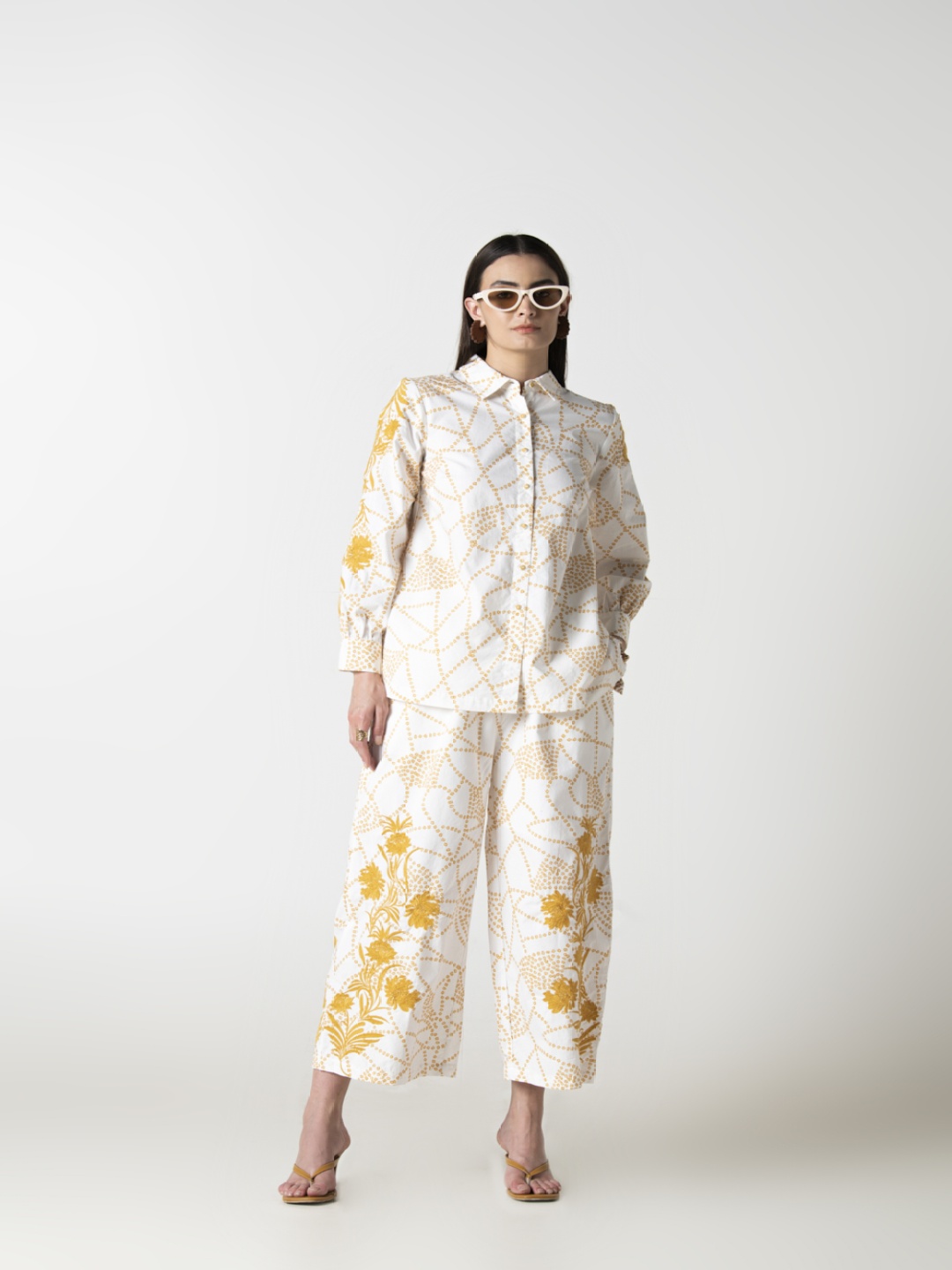 

STIL O STITCH Embroidered Shirt With Palazzos, Yellow