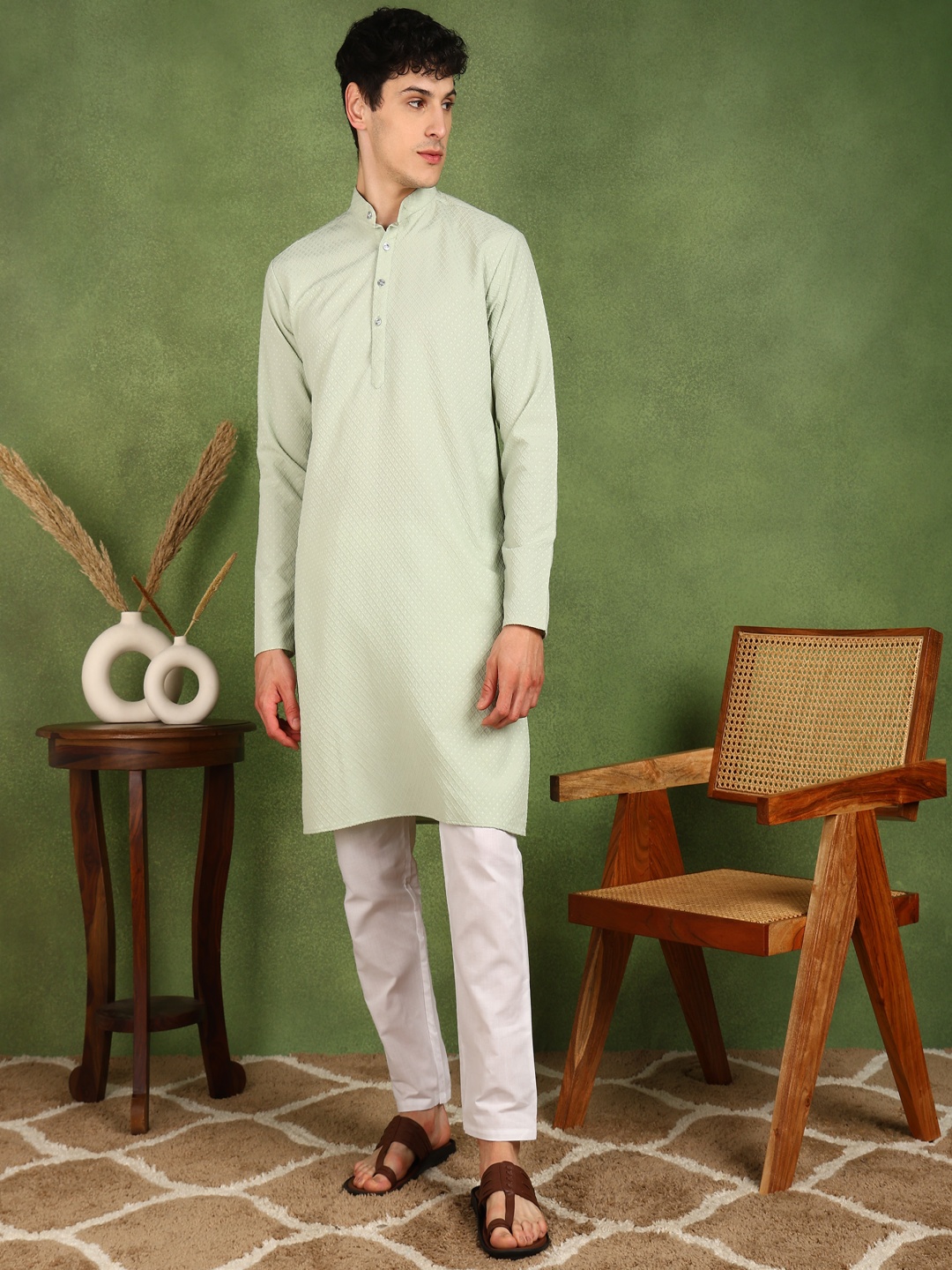 

PulseIQ Men Embroidered Regular Kurta with Pyjamas, Green