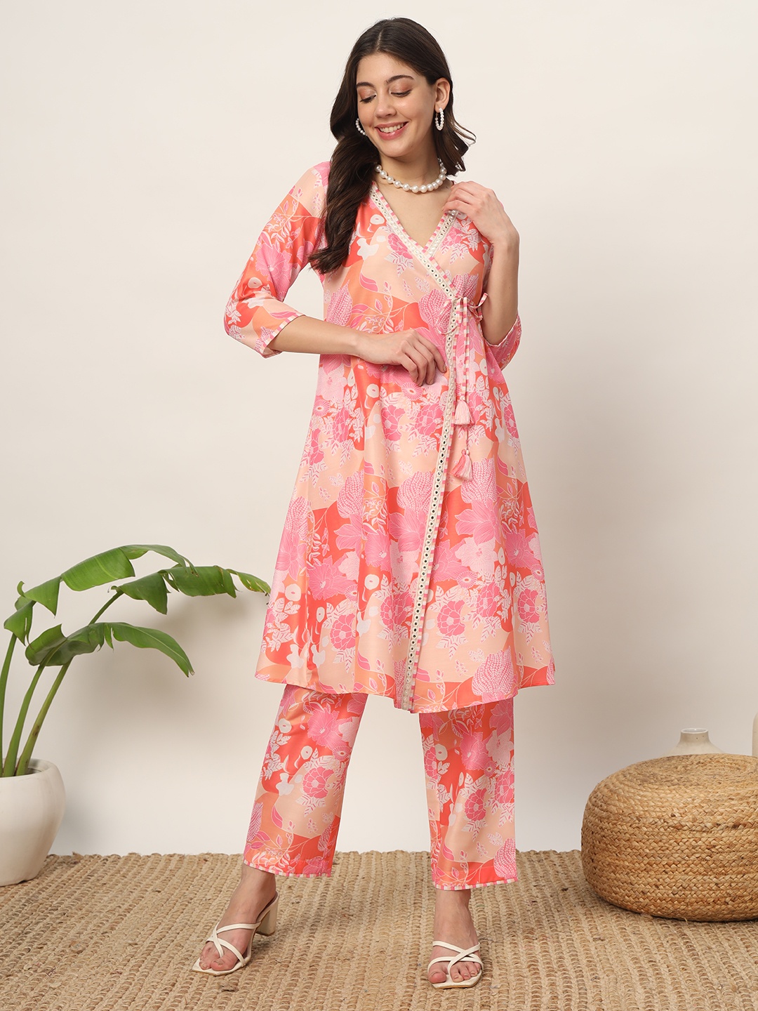 

FIORRA Women Floral Printed A-Line Kurta With Trousers, Pink