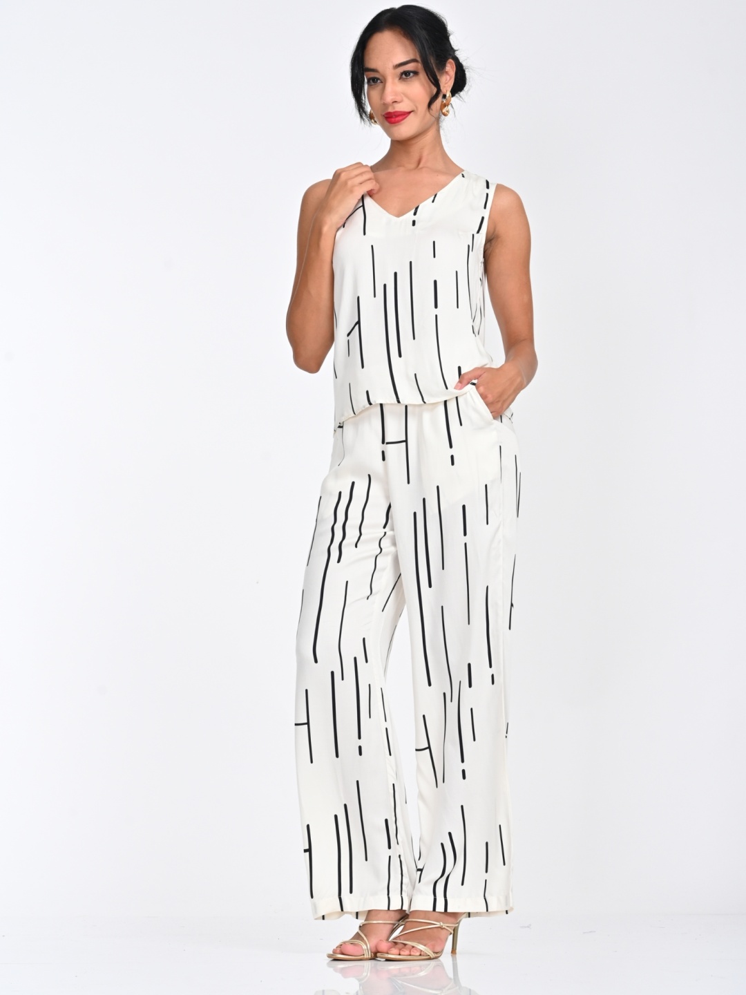 

Saltpetre V-Neck Sleeveless Top With Trousers Co-Ords, Cream